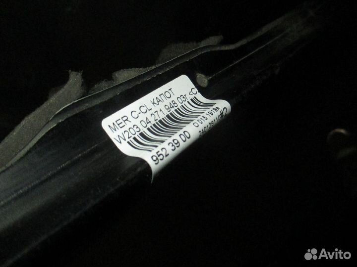 Капот A2038800157 на Mercedes-Benz C-Class W203.04