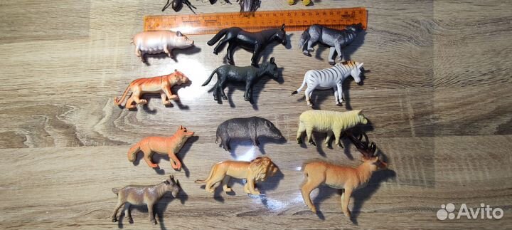 Фото 14 Фигурки зверей насекомых