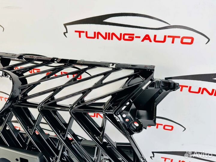 Решетка радиатора Lexus RX350 / 200t Superior V603