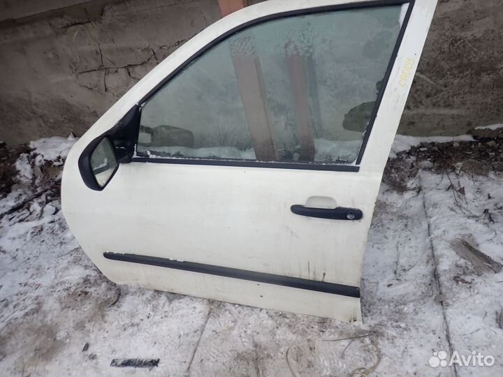 Дверь передняя левая для VW Caddy II 1995-2004