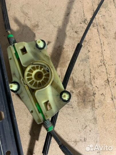 Стеклоподъемный механизм передний левый Audi Q7 4L