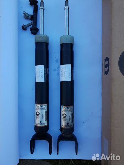 Амортизатор Jeep Grand Cherokee бу