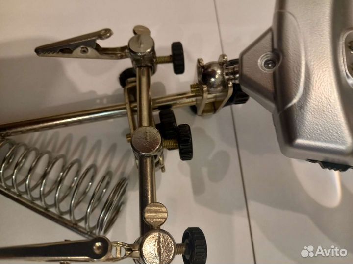 Увеличительная стойка,Свободные руки