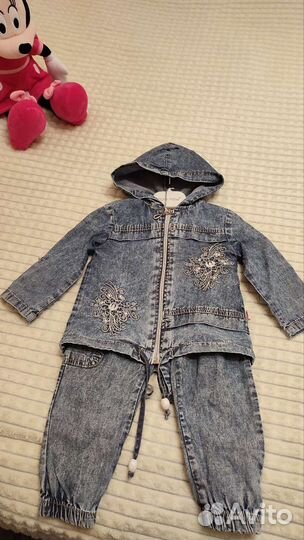 Джинсовый костюм на девочку