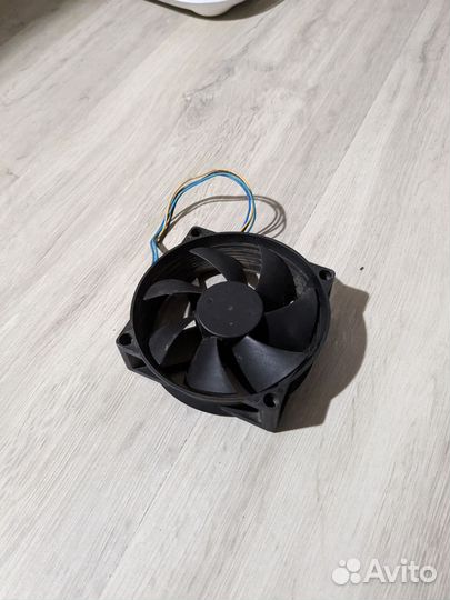 Вентилятор для компьютера 90мм