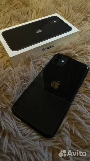 iPhone 11, 64 ГБ