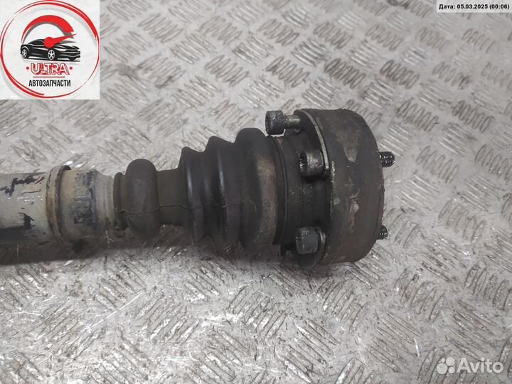 Полуось передняя правая б/у Audi A4 B5 (1994-2001)