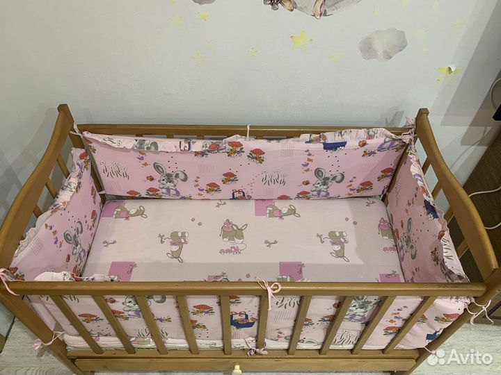 Детская кроватка