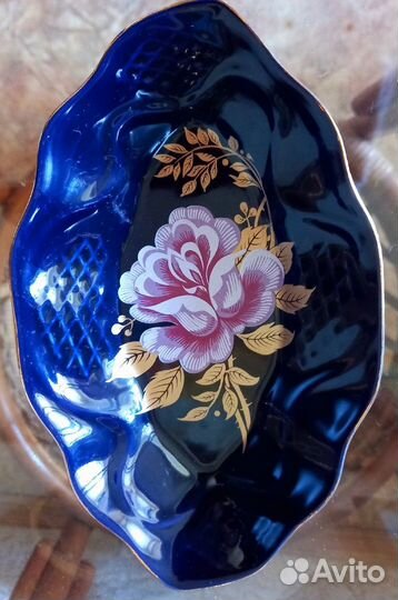 Две новые салатницы Кобальт