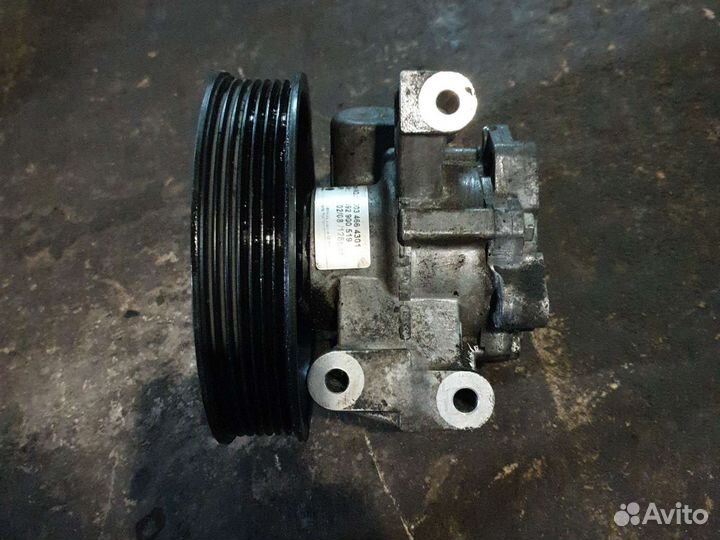 Насос гур мерседес w203 w204 m271