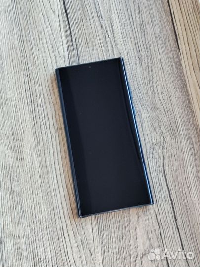 Samsung Galaxy S22 Ultra, 12/256 ГБ