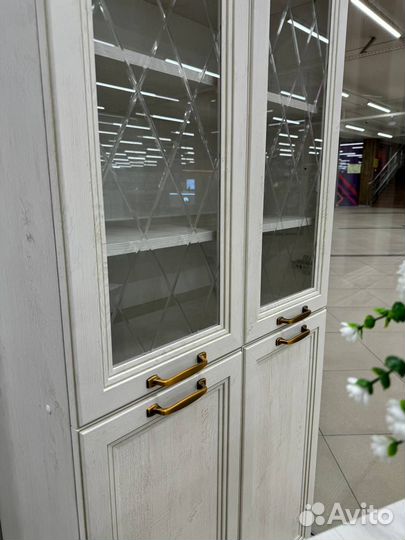 Шкаф витрина мдф