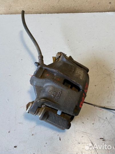 Суппорт передний левый Peugeot 206