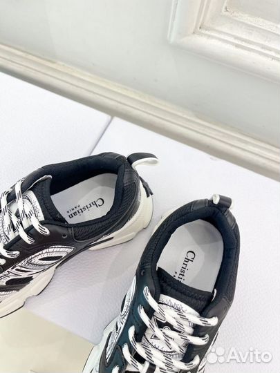 Кроссовки женские dior