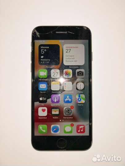 iPhone SE, 64 ГБ