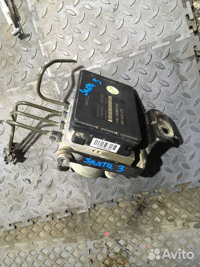 Блок ABS (насос) (Hyundai Santa Fe)