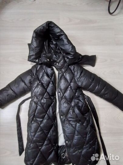 Пуховик для девочки 140 зима