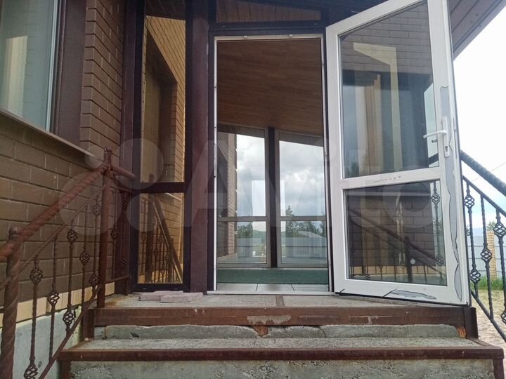 Коттедж 650 м² на участке 40 сот.