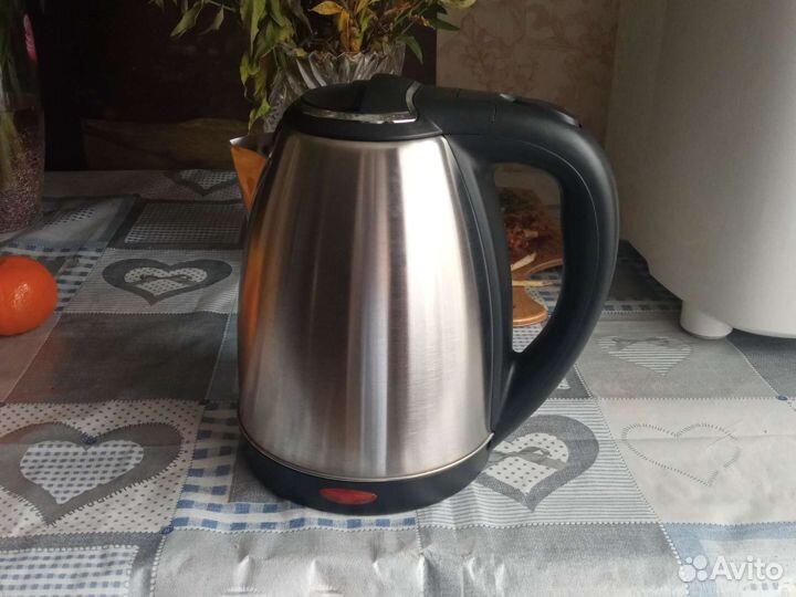 Чайник электрический новый