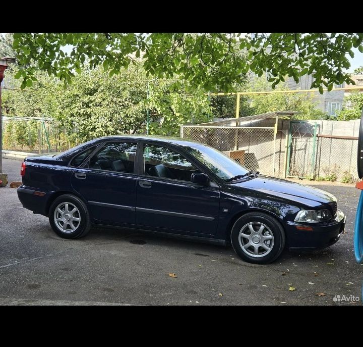 Volvo S40: фото владельца