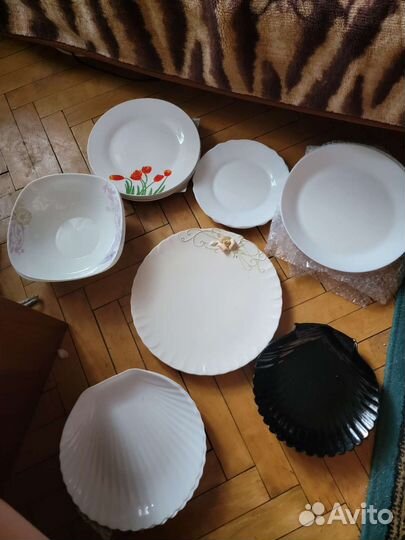 Тарелки. Листайте