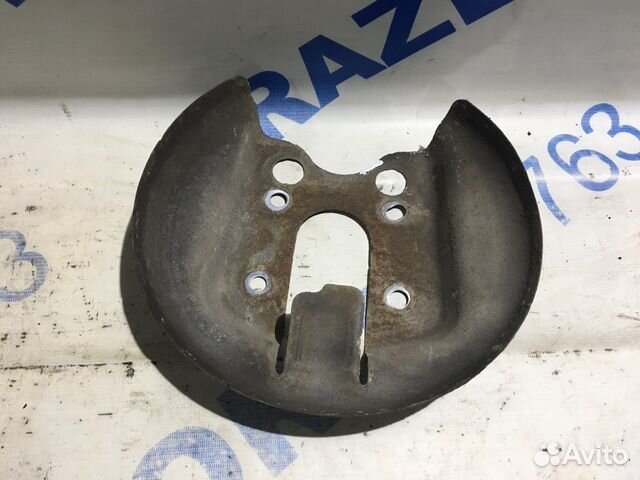 Кожух тормозного диска зад лев citroen C4 1.6 ат х