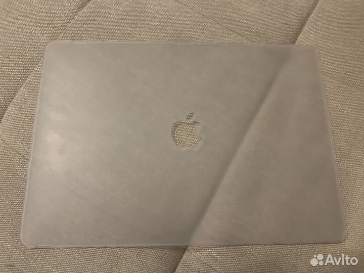 Чехол на Macbook Pro 13 2018, пластиковый