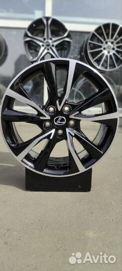 Диски Lexus UX R18