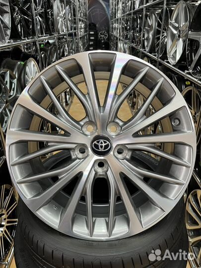 Диски литые R18 5*114.3 Toyota стиль