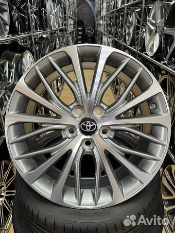 Диски литые R18 5*114.3 Toyota стиль