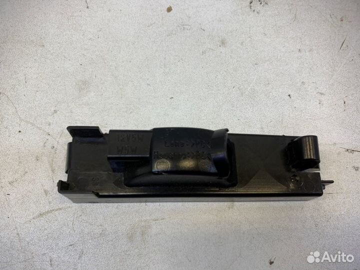 Фонарь номерного знака Toyota Rav4 30 2005-2012