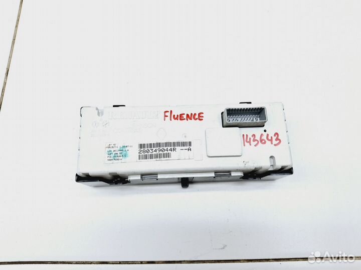 Дисплей информационный Renault Fluence 2010-2020