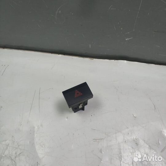 Кнопка аварийной сигнализации Vw Polo 5 cwvb 2019