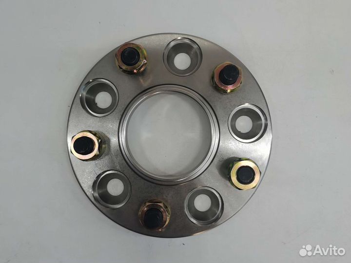 Колёсные проставки на Nissan Qashqai 15мм