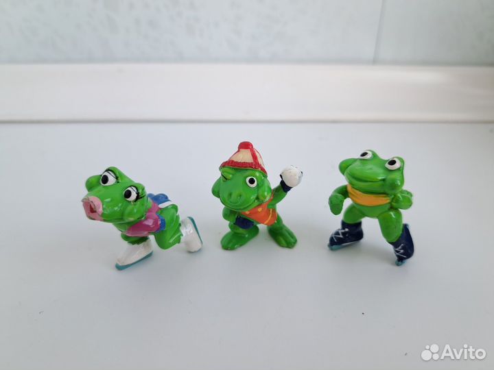 Киндеры из 90-х, акулы, бегемоты, динозавры