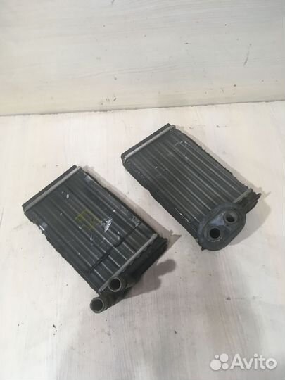 Радиатор отопителя VAG Пассат Б5 8D1819030B