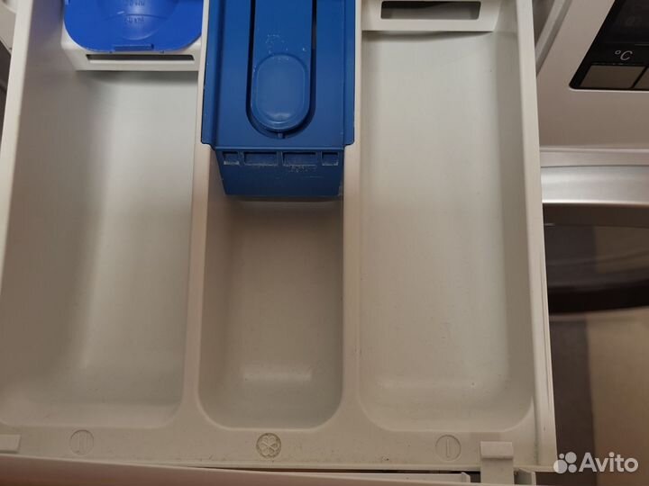 Стиральная машина с сушкой