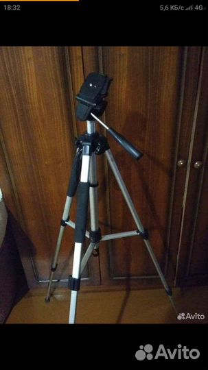 Штатив для фотоаппарата