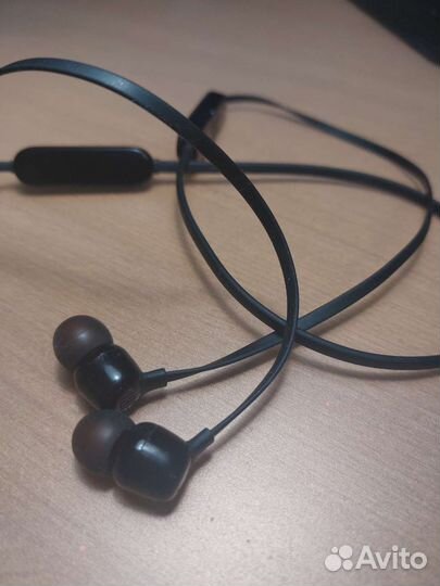 Беспроводные наушники