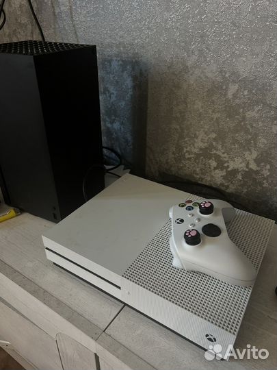 Xbox One s 1tb с играми