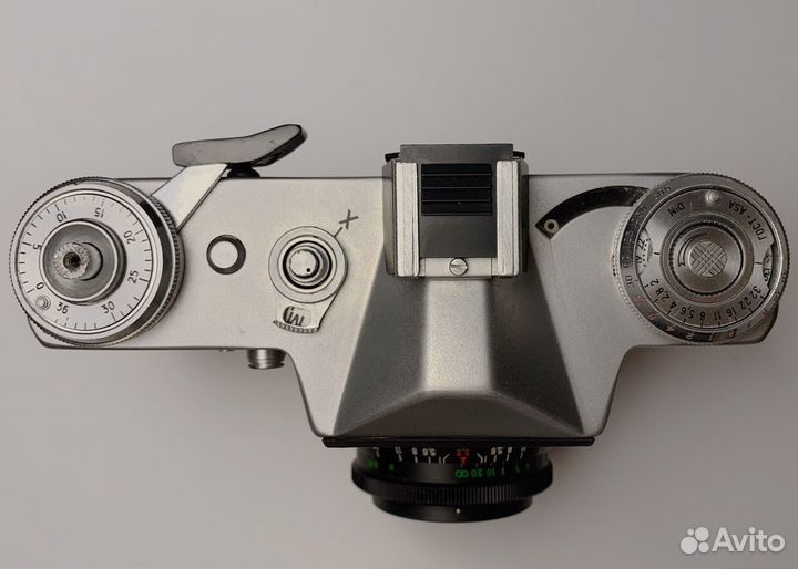 Пленочный фотоаппарат зенит е