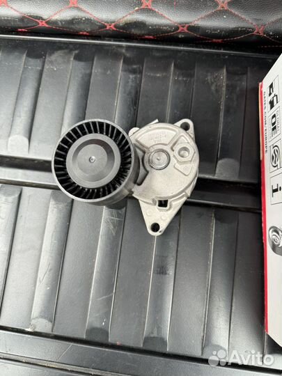 Ролик натяжителя на BMW