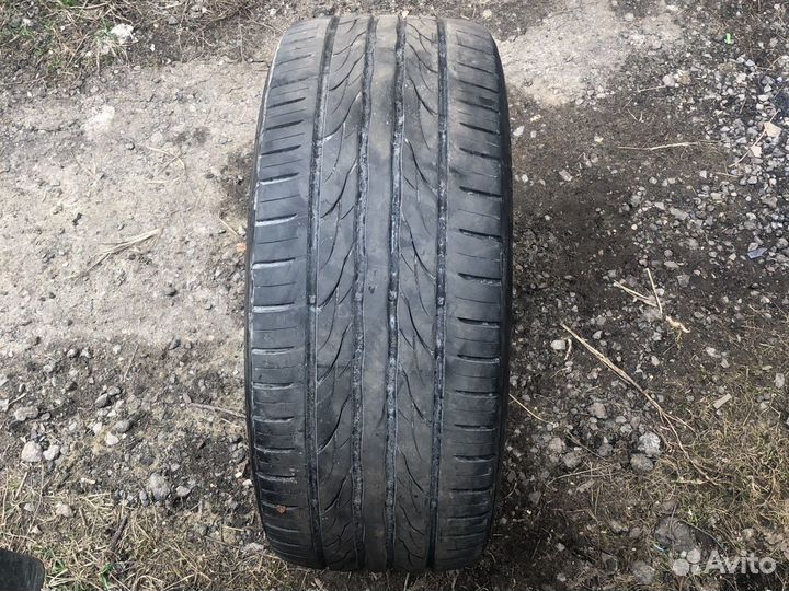Kumho Ecsta PS31 235/45 R17