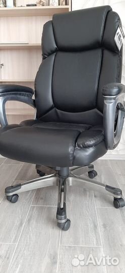 Компьютерное кресло новое