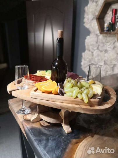 Винный столик