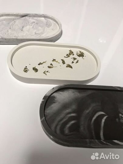 Декоративная гипсовая подставка- поднос