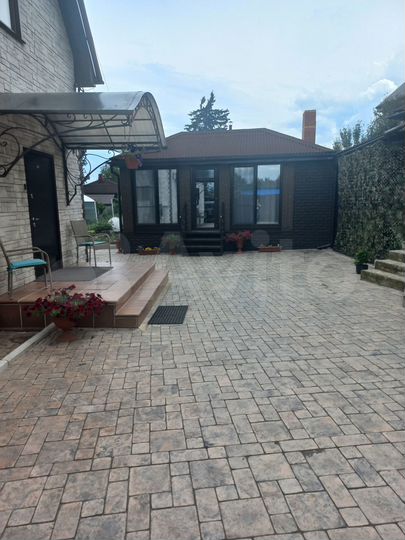 Дом 145 м² на участке 8 сот.