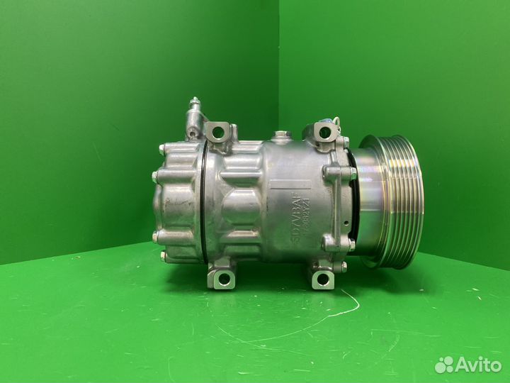 Компрессор кондиционера Логан 1/Сандеро/Дастер