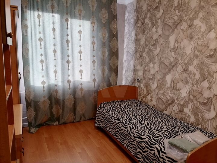 3-к. квартира, 80 м², 8/9 эт.