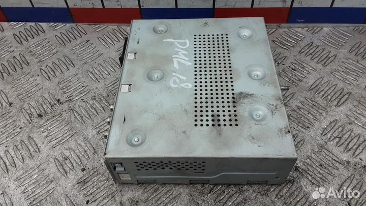 Усилитель акустической системы Mercedes-Benz S-Cla